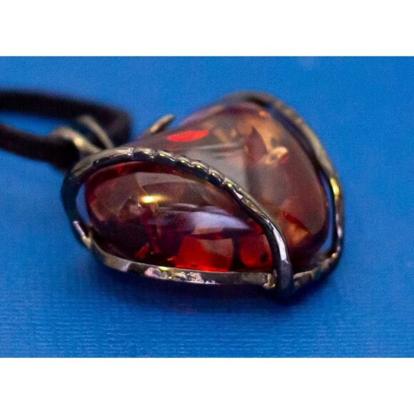 18 Inch, Vintage Glitter Heart Gem Black Cord Pendant Necklace - D9 - Picture 2 of 4